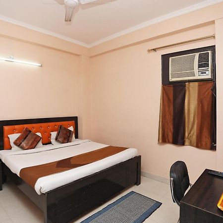Hotel O Rn 32 Indirapuram Exterior photo